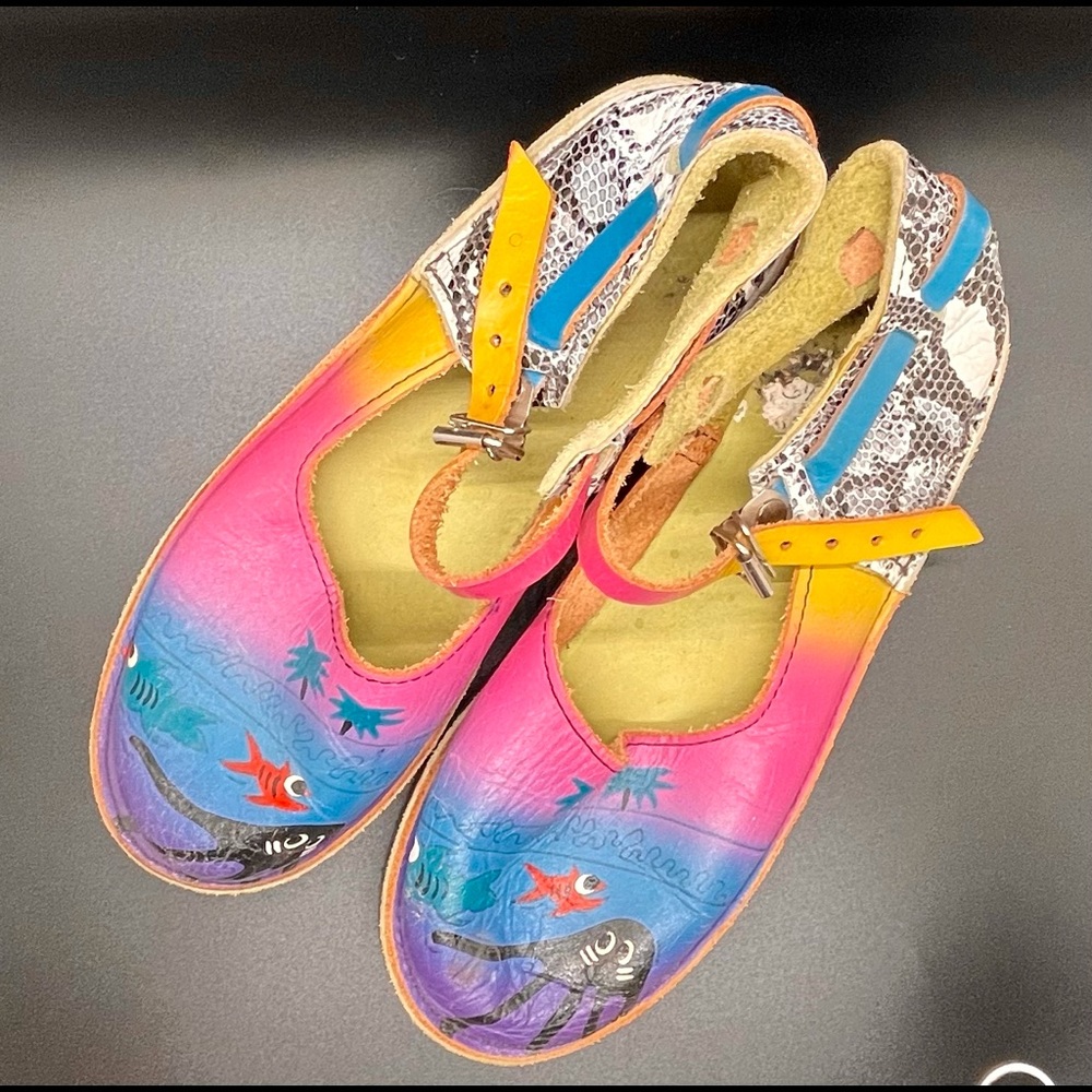 Funky hand painted sea life scene shoes!